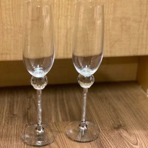 BRIDAL: Matching champagne flutes - Good for Wedding Head Table